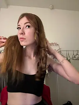 AlisaRussel online show from July 9, 2026, 4:28 pm