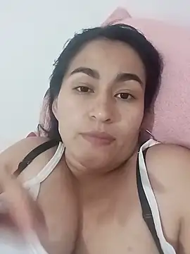 Carolina Velez pm online show from June 12, 2026, 1:36 am