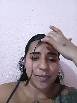 Snapshot of Arennita chatting on June 11, 2026, 9:01 pm Arennita online show from June 11, 2026, 9:01 pm