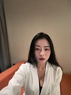 jingya521 online show from June 15, 2026, 12:49 pm