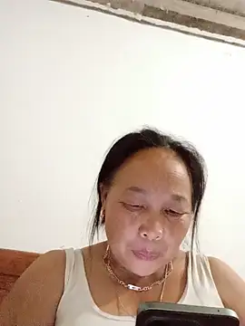 lylylai online show from July 27, 2026, 1:51 pm