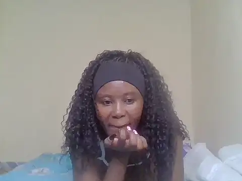 cute bee online show from July 21, 2026, 10:44 pm