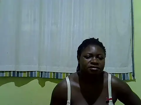 CURVY-CORAZZON online show from July 16, 2026, 4:42 am
