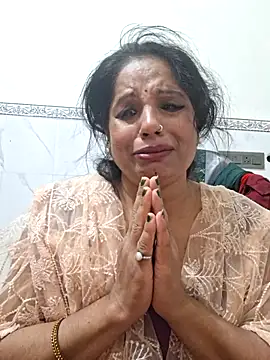 Snapshot of SWEETY01990 chatting on July 23, 2026, 5:42 pm SWEETY01990 online show from July 23, 2026, 5:42 pm