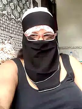 Snapshot of SWEETY01990 chatting on August 5, 2026, 8:08 am SWEETY01990 online show from August 5, 2026, 8:08 am