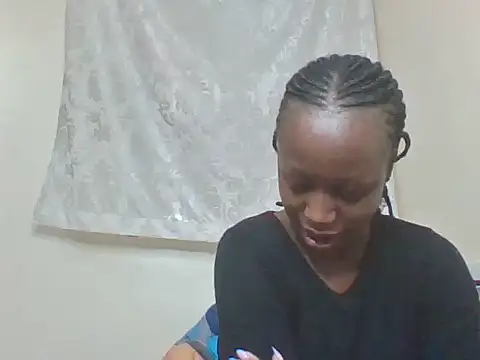 Sweet-cherrry online show from August 5, 2026, 9:14 am