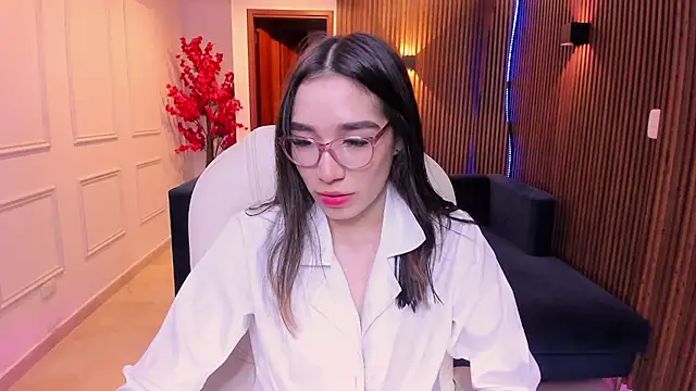 Snapshot of Emma_caarter_ chatting on July 23, 2026, 3:15 am Emma caarter online show from July 23, 2026, 3:15 am
