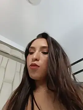 Chloemendoza online show from August 3, 2026, 6:47 pm