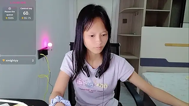 xiaoyu-22 online show from June 10, 2026, 8:15 am