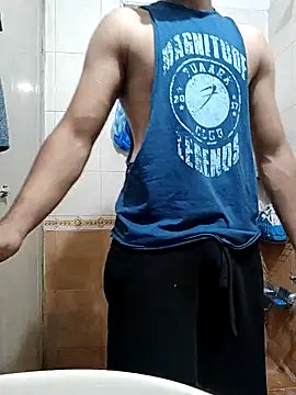 hunkfreakin online show from June 15, 2026, 7:52 am