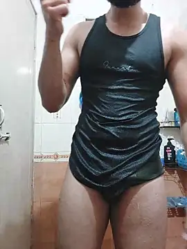 hunkfreakin online show from June 17, 2026, 6:51 pm