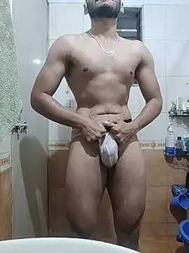 hunkfreakin online show from July 3, 2026, 8:54 am