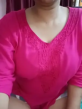 Snapshot of divya-222 chatting on June 14, 2026, 3:35 pm divya-222 online show from June 14, 2026, 3:35 pm
