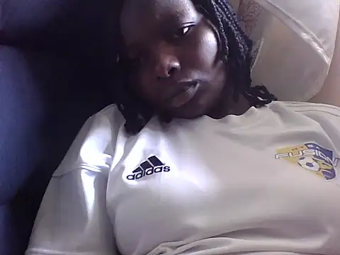 lucyswee online show from July 12, 2026, 11:44 am