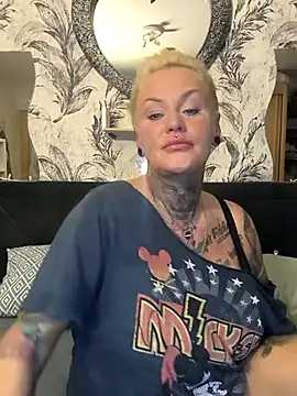 InkedMissLaBaehm online show from June 14, 2026, 8:54 pm