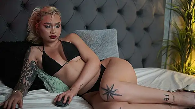 BiankaViper online show from June 14, 2026, 7:59 pm