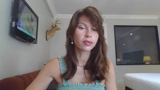 SelenaRase online show from June 13, 2026, 2:20 am