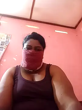 Snapshot of Madusi-11 chatting on June 23, 2026, 2:53 am Madusi-11 online show from June 23, 2026, 2:53 am