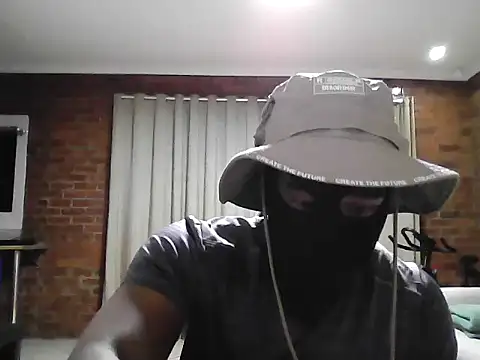 DiamondDannn2 online show from June 11, 2026, 5:21 pm