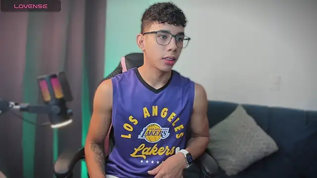 andy cute22 online show from July 18, 2026, 4:15 pm