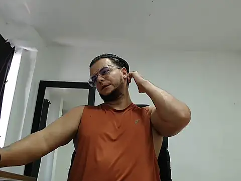 Cloudydayxxx online show from June 24, 2026, 2:26 pm