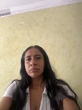 paolaqueenxx online show from June 16, 2026, 5:24 pm