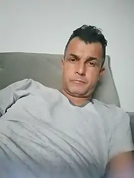 Leandrosafado online show from June 12, 2026, 2:53 am