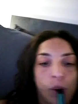 Snapshot of foxytlbitch chatting on August 4, 2026, 4:50 am foxytlbitch online show from August 4, 2026, 4:50 am