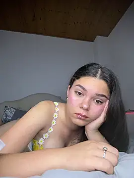 NatyDream online show from June 18, 2026, 9:08 am