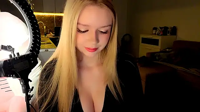viyy online show from July 3, 2026, 10:16 pm