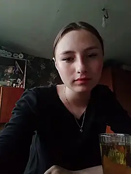 DonnaMayer online show from June 17, 2026, 4:06 pm