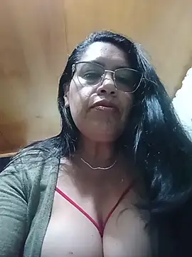 Emilif  online show from June 20, 2026, 12:48 am