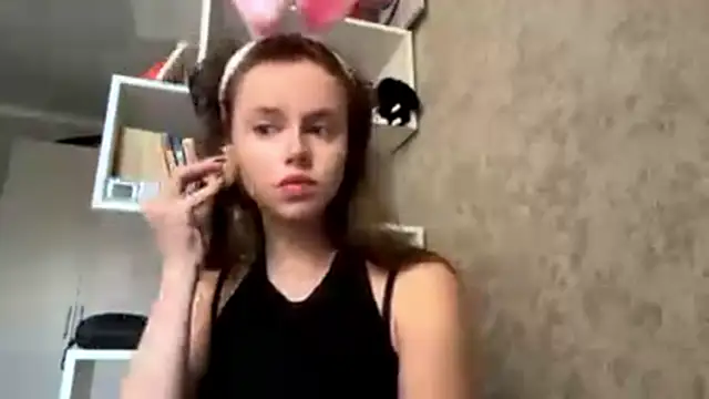 Mollybeans online show from July 4, 2026, 2:54 pm