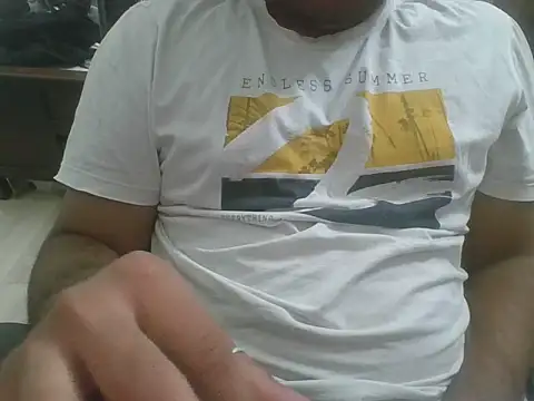 kkkkanu13 online show from June 17, 2026, 3:55 pm