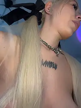 MaryChanXO online show from August 3, 2026, 4:09 am