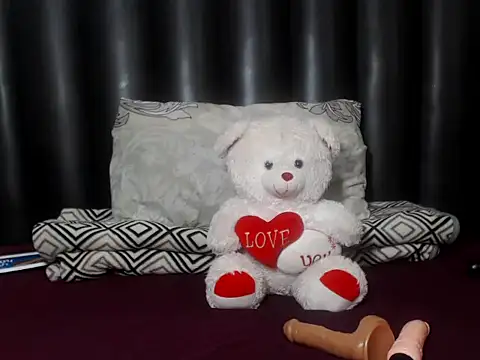 Leerh online show from July 27, 2026, 4:30 am