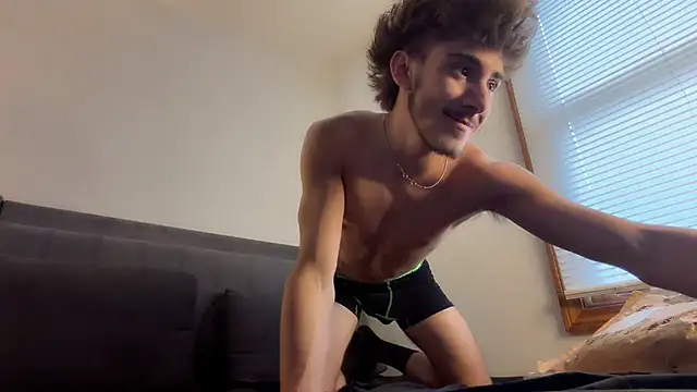 smaiib0y online show from July 21, 2026, 10:44 pm