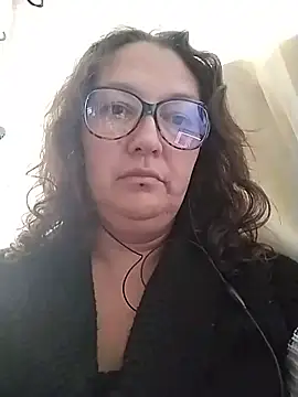  Saraqueen-- online show from June 21, 2026, 6:03 pm