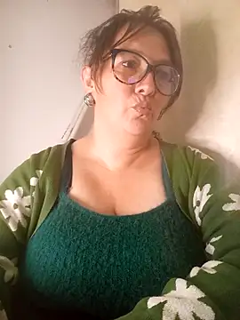  Saraqueen-- online show from July 23, 2026, 1:58 am