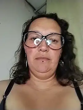  Saraqueen-- online show from July 3, 2026, 3:02 am