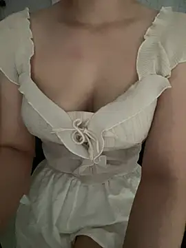 Kiss sexy69 online show from June 15, 2026, 9:09 am