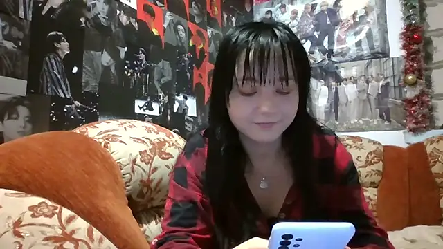 LittilePrincess online show from June 19, 2026, 8:58 pm