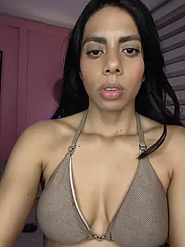 Jasmiinn  online show from June 27, 2026, 3:23 am