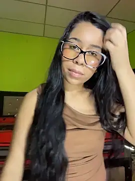 Snapshot of Juliii_22 chatting on June 19, 2026, 9:20 pm Juliii 22 online show from June 19, 2026, 9:20 pm