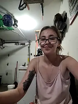 NeedyNina online show from July 16, 2026, 12:29 am