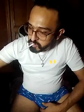 freakkydessi online show from July 6, 2026, 5:26 pm
