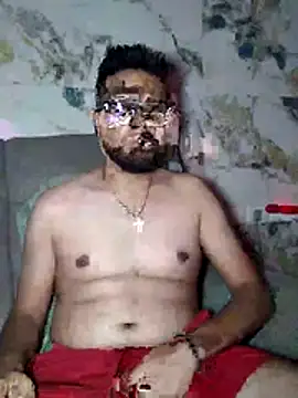 freakkydessi online show from August 3, 2026, 7:09 pm