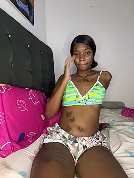 ShakiraThompss18 online show from July 28, 2026, 2:24 pm