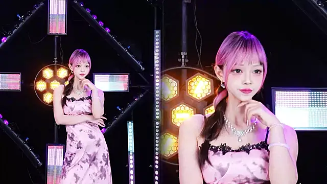 Alice-520 online show from August 6, 2026, 10:54 am