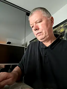 Snapshot of cumboy chatting on October 20, 2025, 4:18 pm cumboy online show from October 20, 2025, 4:18 pm